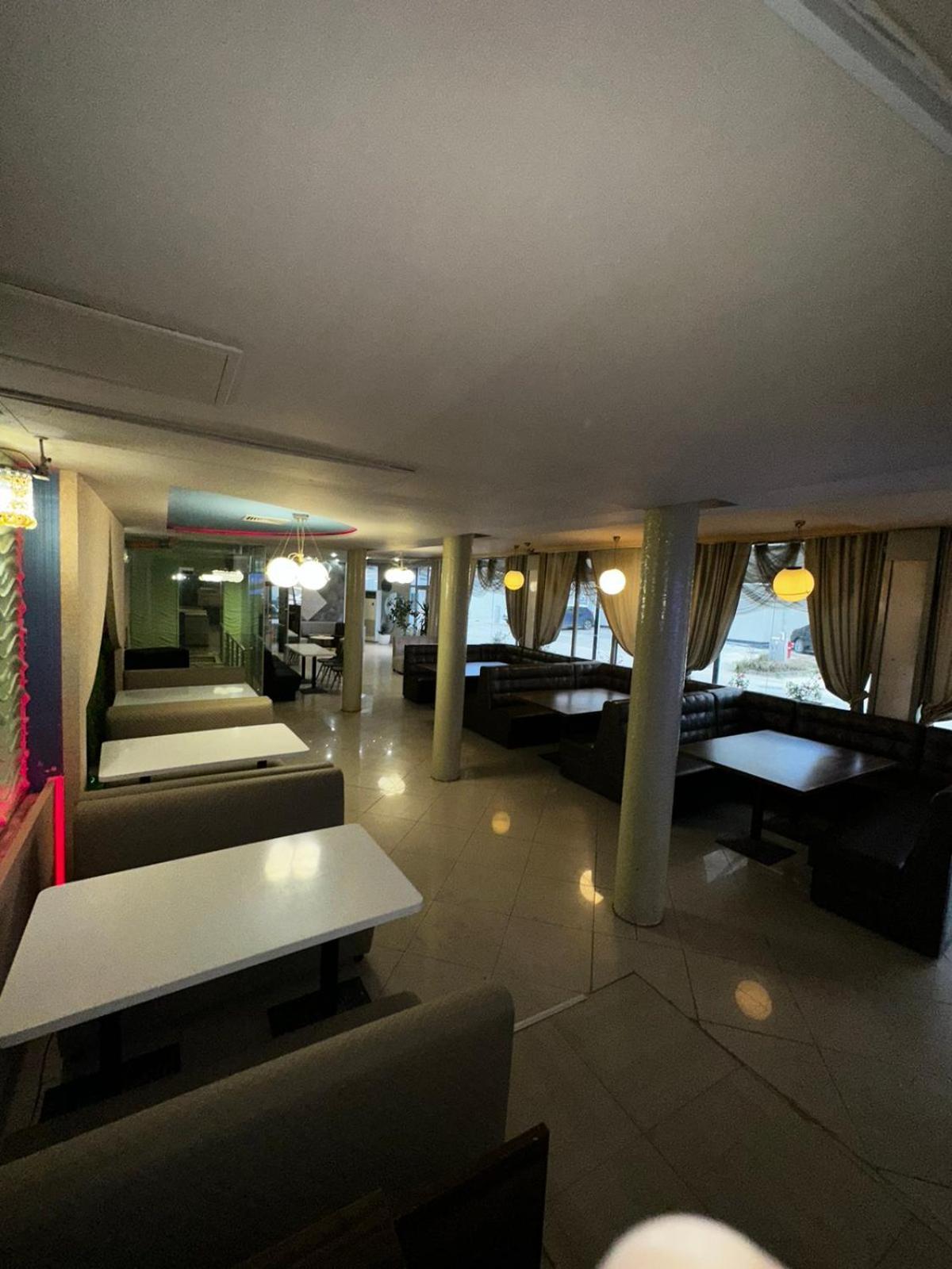 Danita Apartments & Diva Restaurant Bbq&Pool Bar Varna ภายนอก รูปภาพ