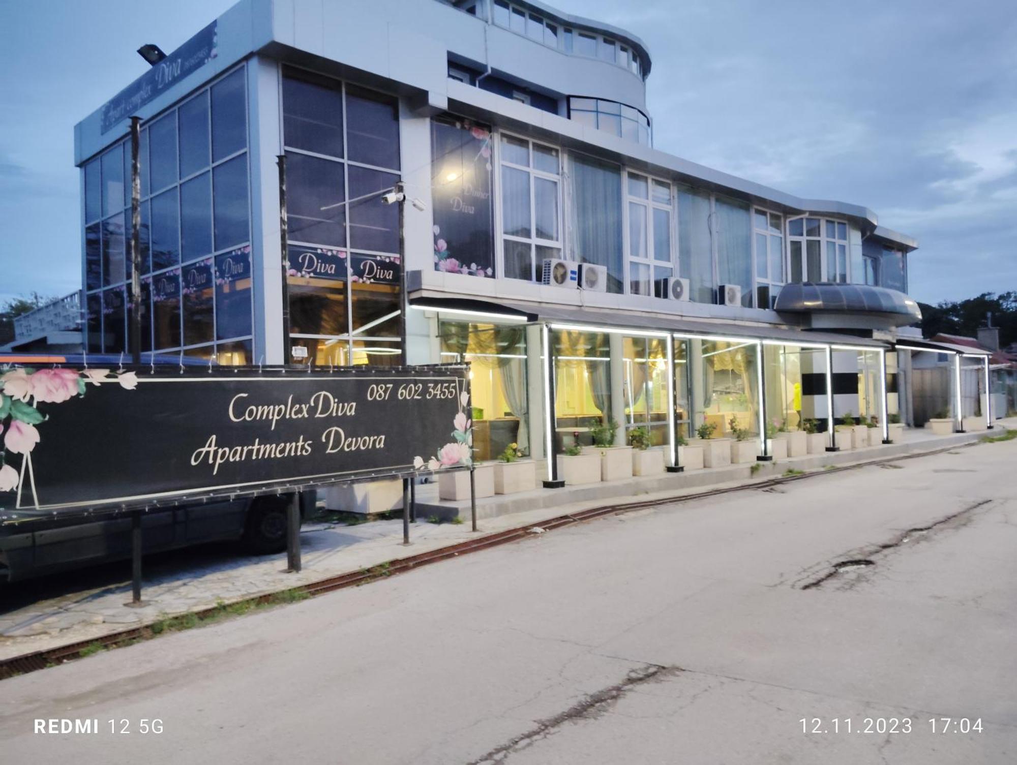 Danita Apartments & Diva Restaurant Bbq&Pool Bar Varna ภายนอก รูปภาพ